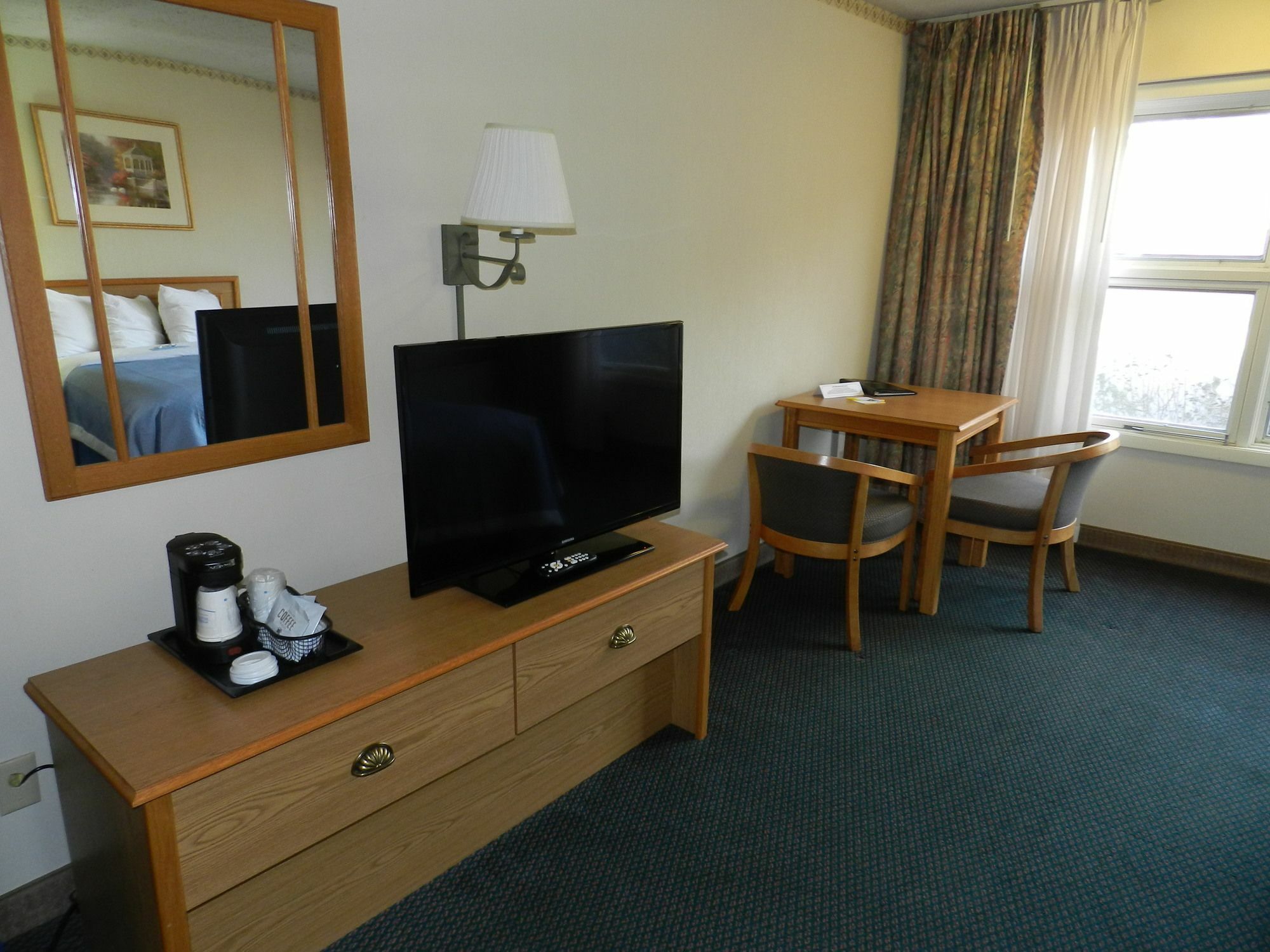 Clarion Pointe Downtown 3*