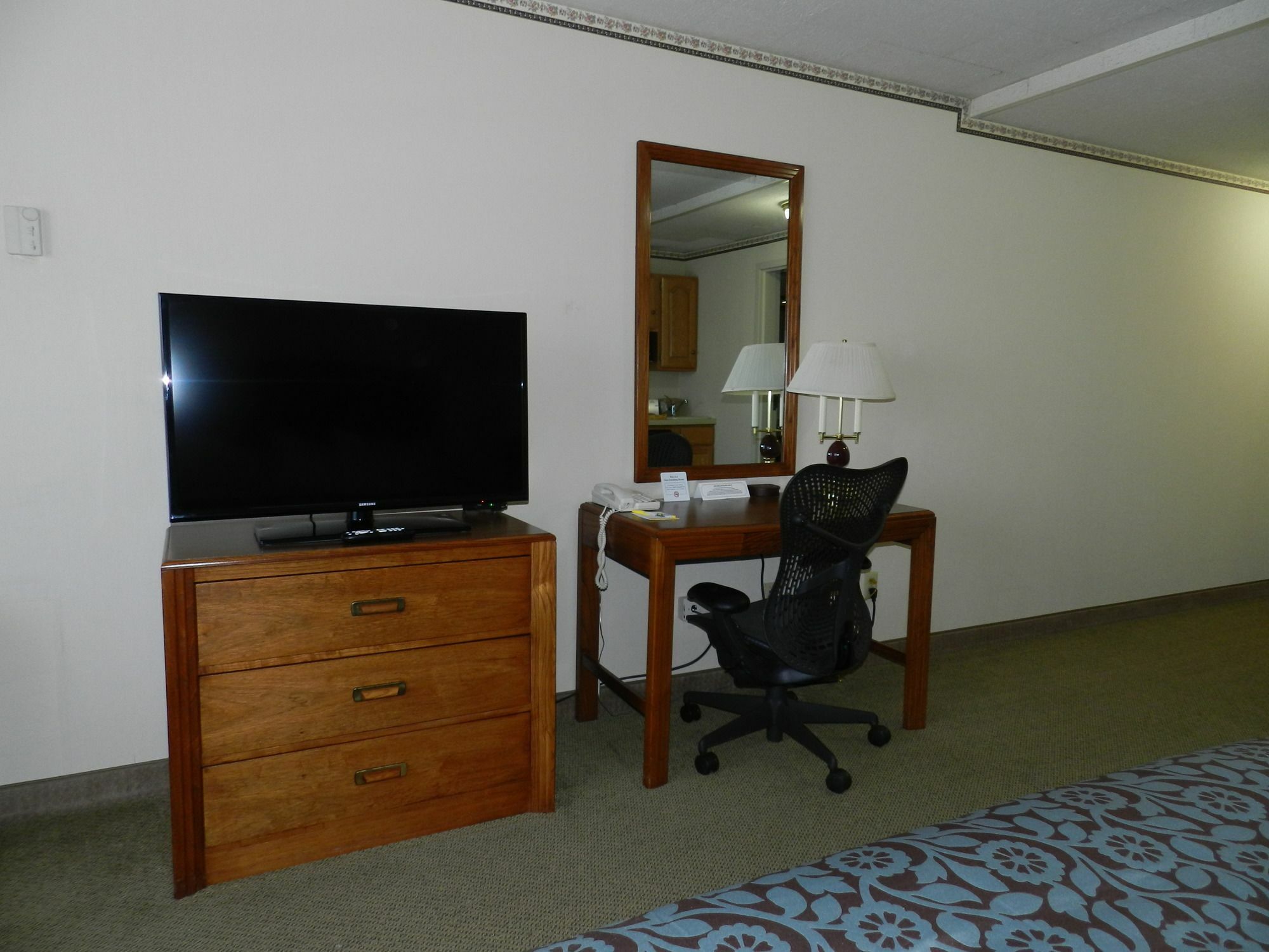 Clarion Pointe Downtown