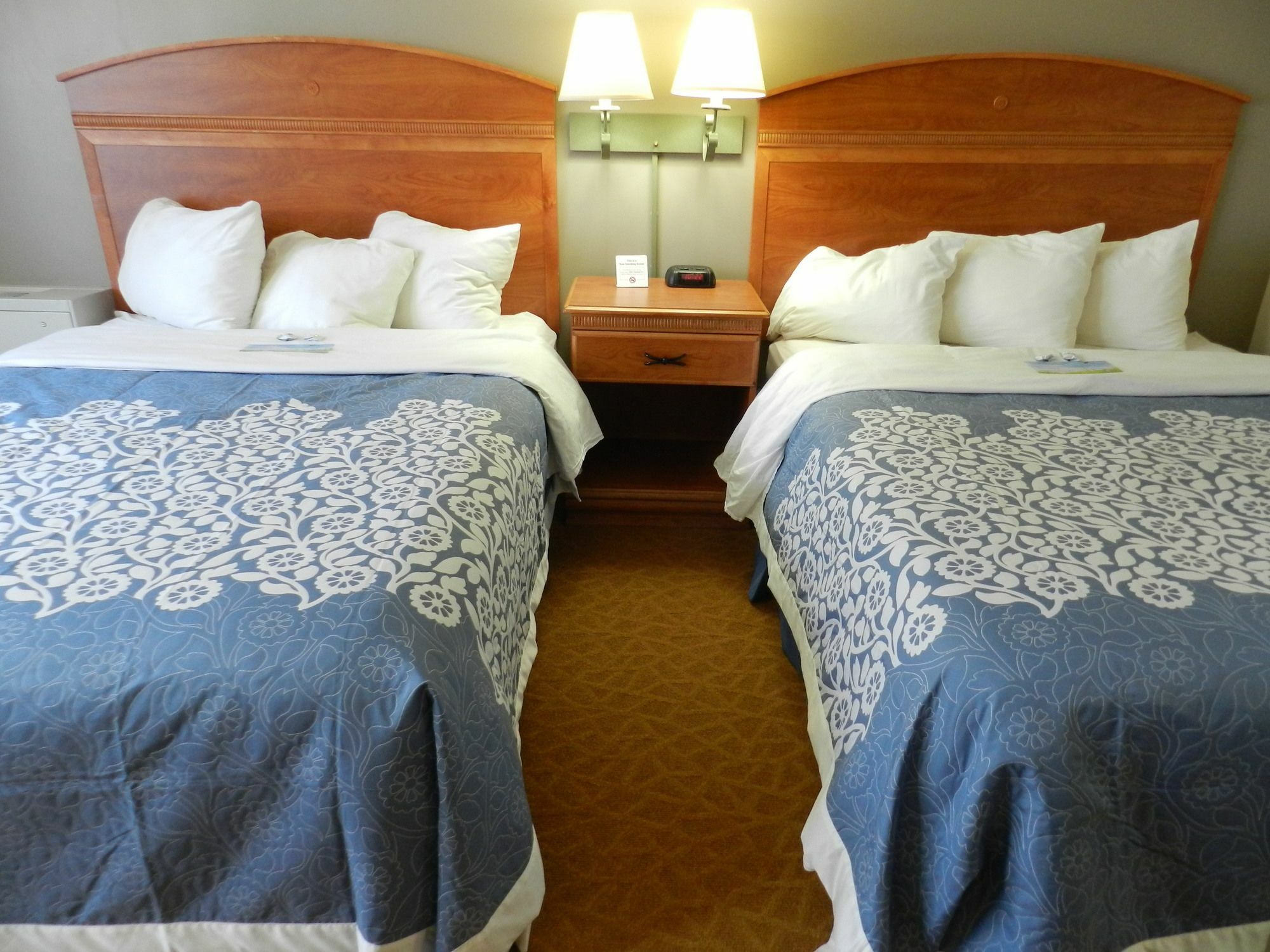 Clarion Pointe Downtown 3*